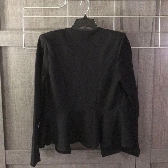 Black cabi Agency Jacket Size 6 NWOT - Picture 2 of 2
